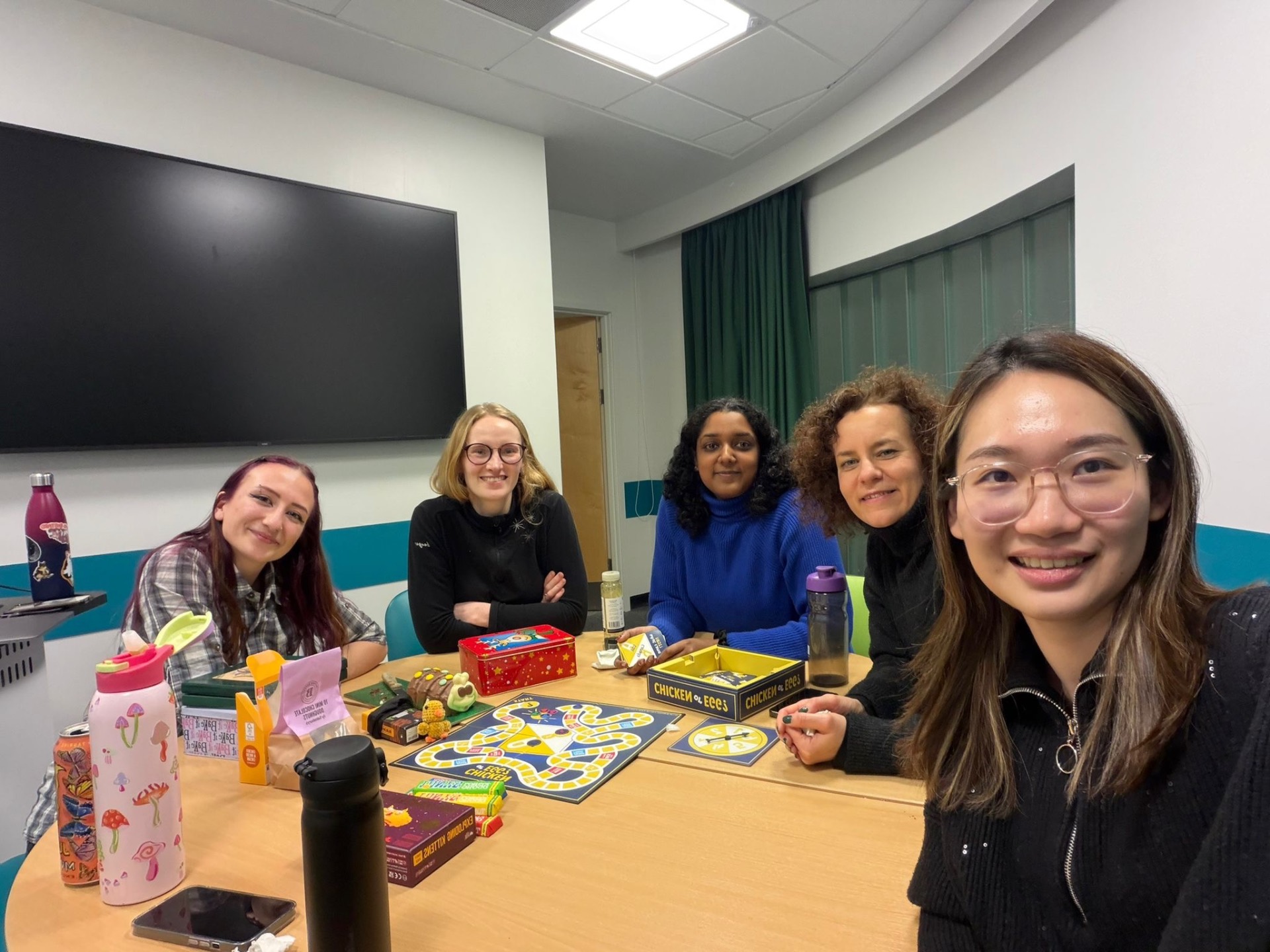 Lab meeting celebrating Matilda's birthday