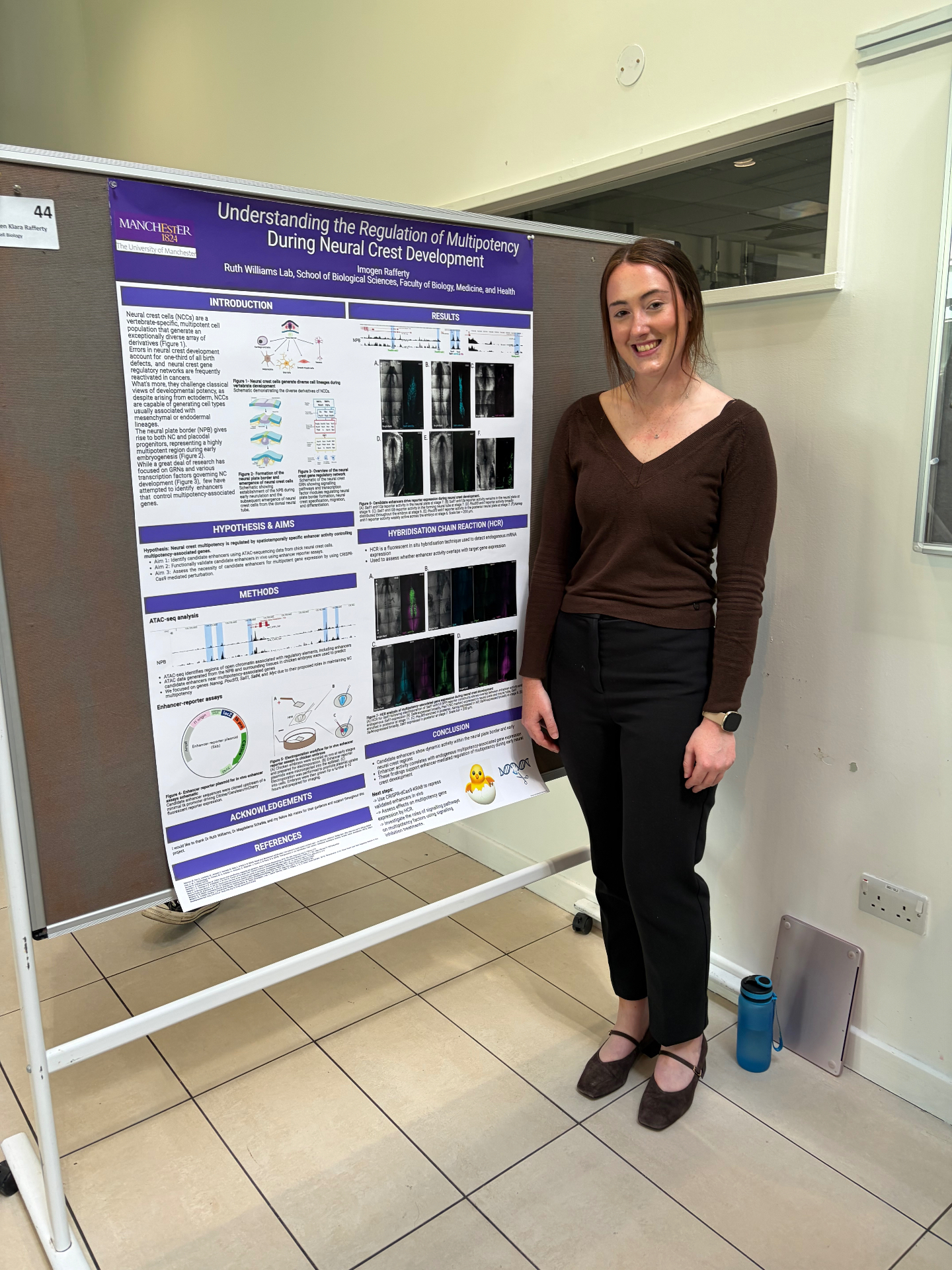 Imogen presents her MSc poster.